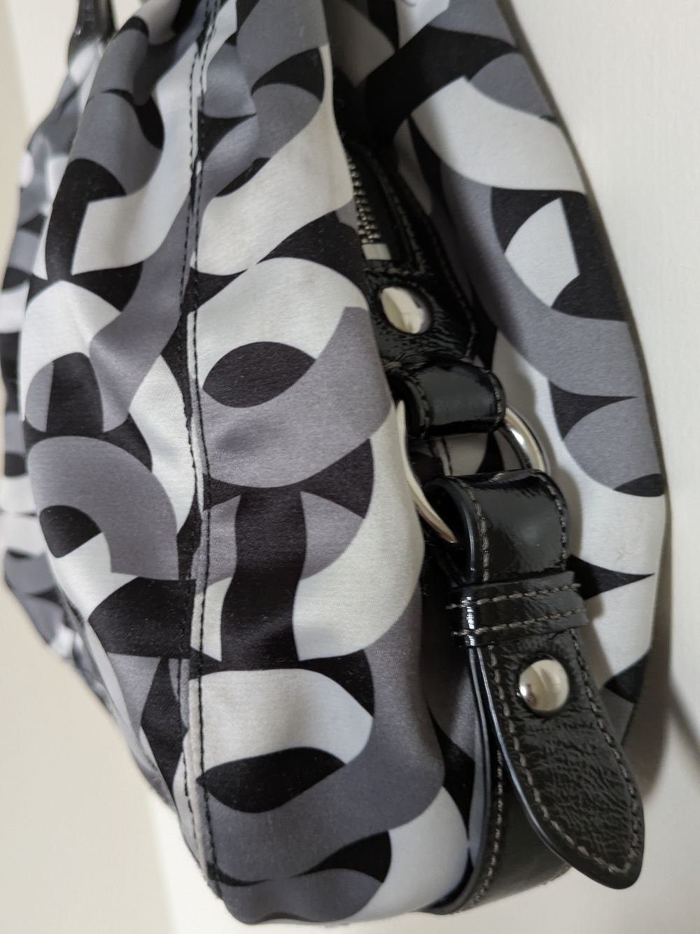 Coach Bag - Picture 6 of 16
